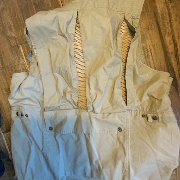 Humvee cargo/Outdoor cargo vest. Size 2XL. Pockets galore! - Picture 5 of 6